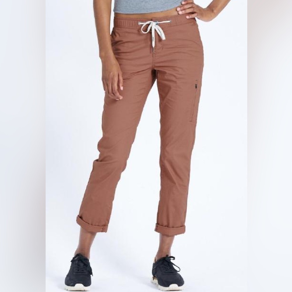 Vuori Womens Ripstop pants size XS